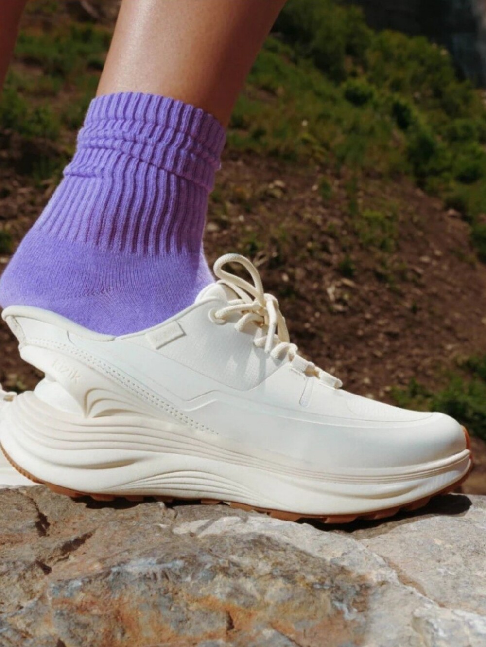 Kizik Hands Free London Pristine Cream Athletic Tennis Sneaker Shoe Women 10